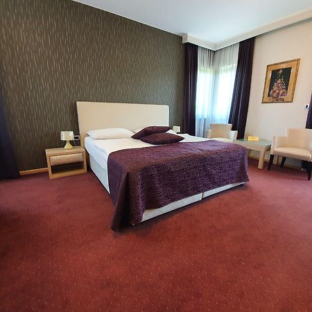 Hotel Brotnjo Čitluk Eksteriør billede