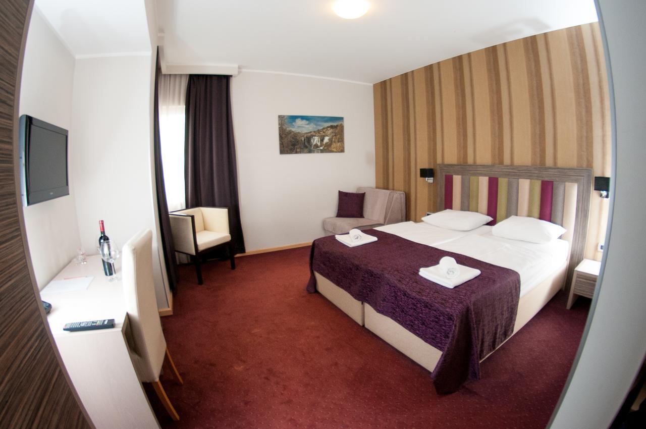 Hotel Brotnjo Čitluk Eksteriør billede