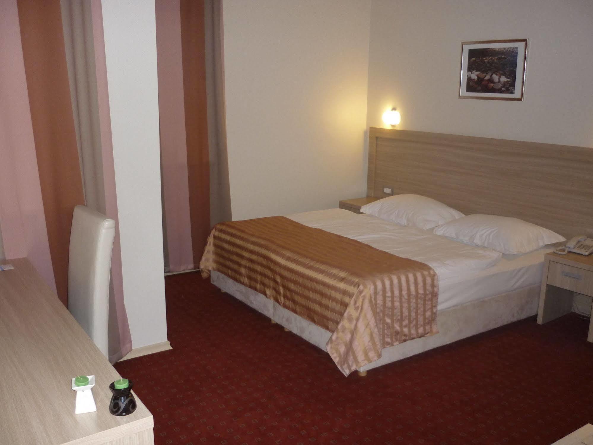 Hotel Brotnjo Čitluk Eksteriør billede